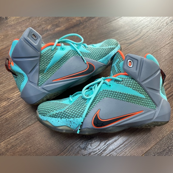 7Y Nike Lebron 12 - Picture 5 of 8